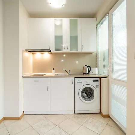 & Apartament Warna