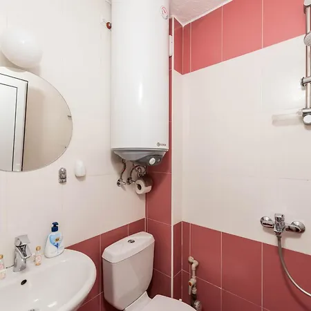 & Apartment
